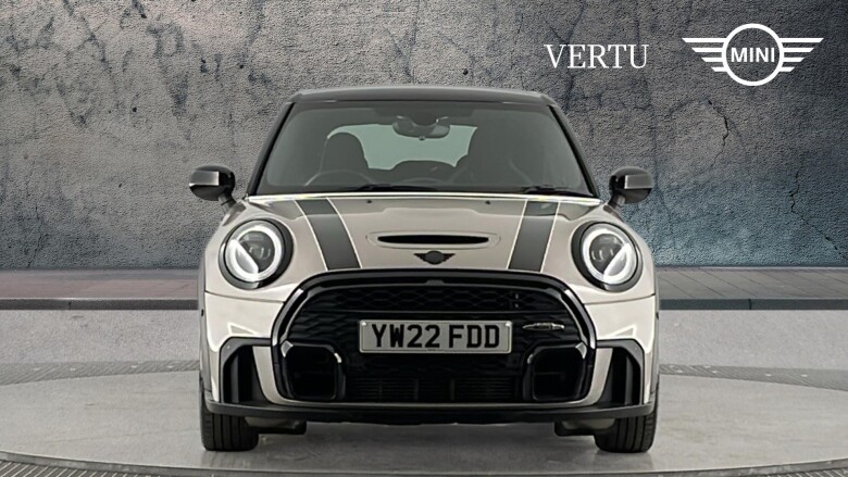 MINI Hatchback 2.0 Cooper S Sport 5dr Auto [Comfort/Nav Pack] Petrol Hatchback